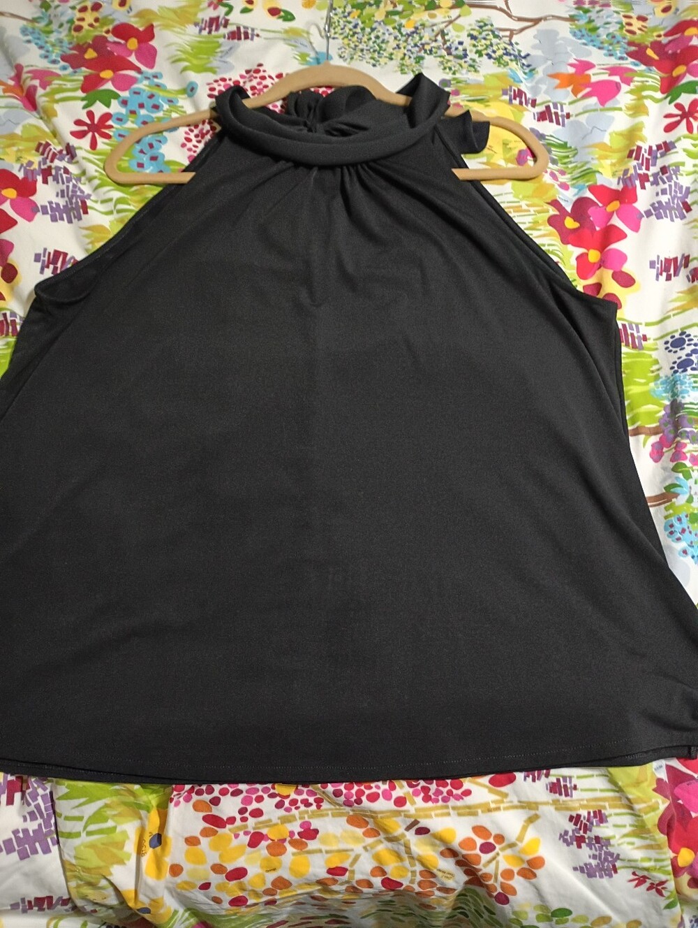 The Limited Black Halter Tie Neck Women’s Top Size 0X Sleeveless